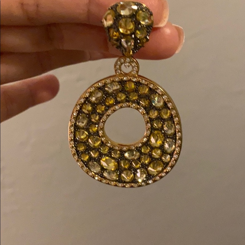 3 inch canary yellow drop earrings❤️